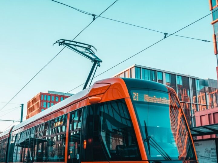 Chorzów wita nowe tramwaje „Hanka”: komfort i nowoczesność na torach!