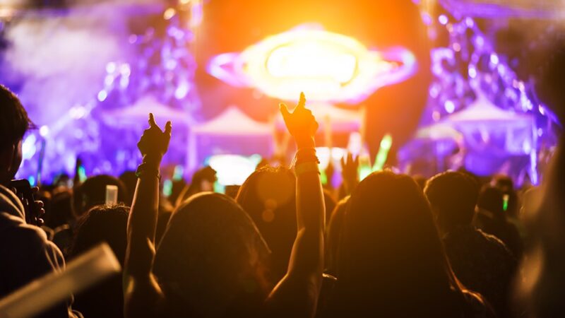 Różowy autobus na Rynku: start festiwalu K-POP w Chorzowie!