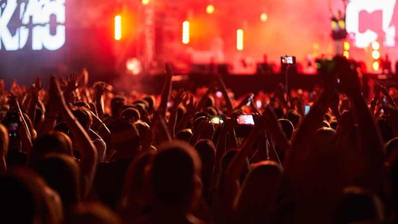 Chorzów w rytmie grunge’u: Niezapomniany wieczór na Scenie pod schodami!