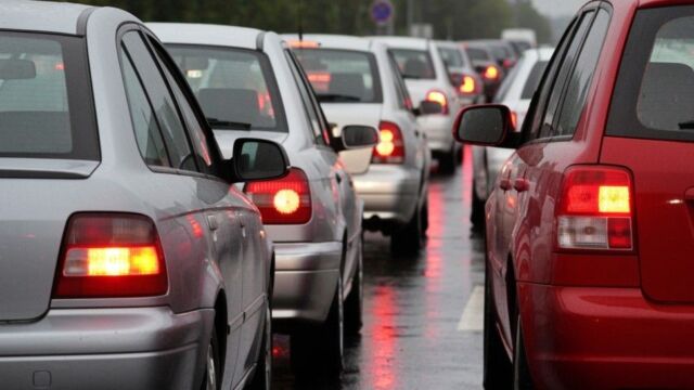 Zmiany przy cmentarzach: zakazy i zamknięte ulice